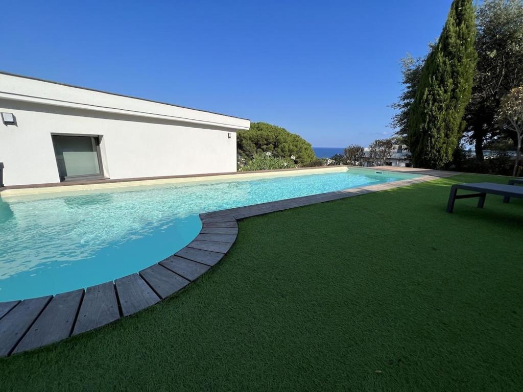 Rdc De Villa Avec Piscine Cavalaire-sur-Mer Ngoại thất bức ảnh